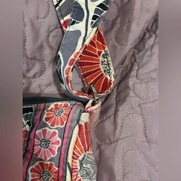 Vera Bradley Shoulder Bag Cherry Blossom Floral Pattern. - Picture 6 of 10